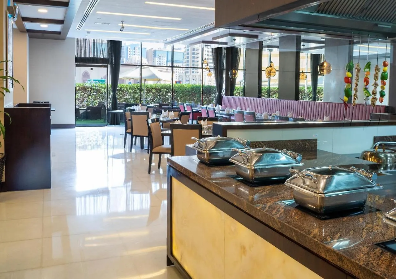 Moevenpick Hotel Apartments Al Mamzar Dubai Aparthotel