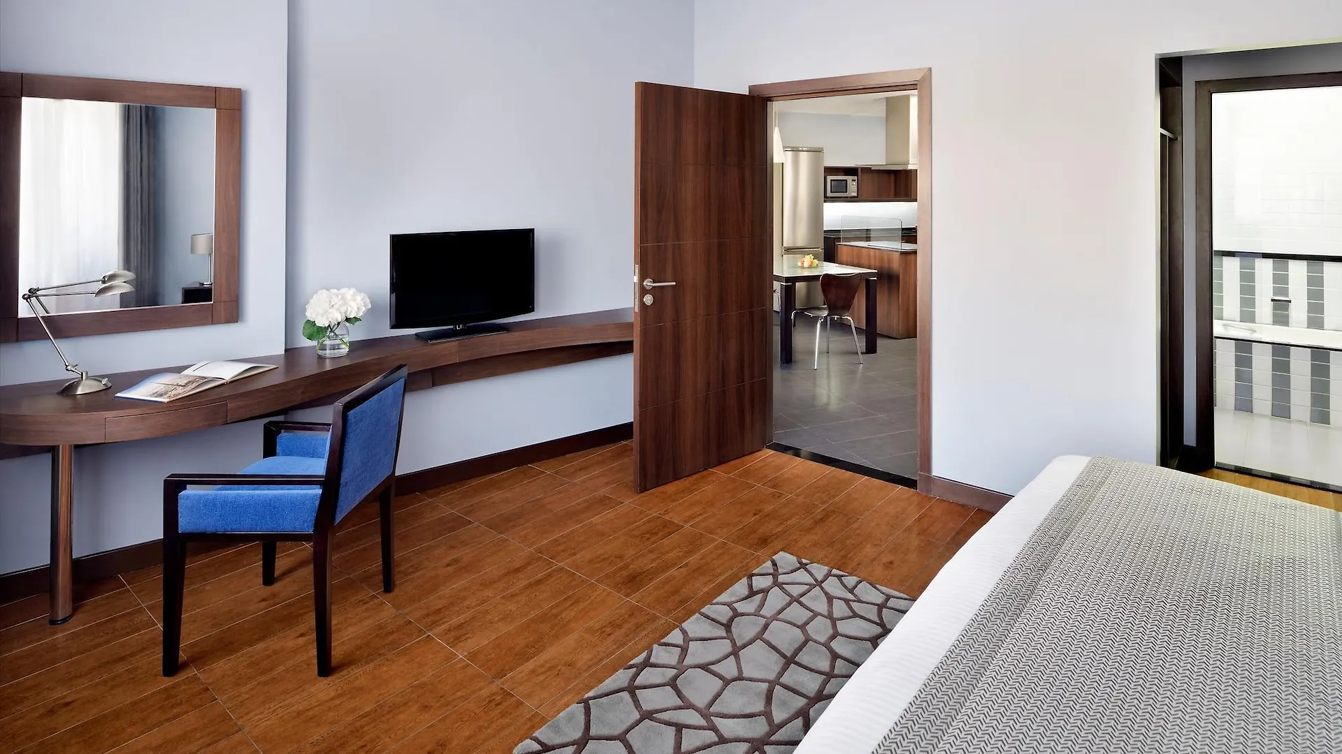 ***** Aparthotel Mövenpick Hotel Apartments Al Mamzar Dubai Vereinigte Arabische Emirate